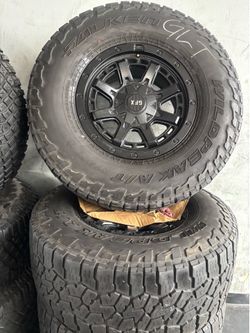 Bendo un set de Rines nuevos con llantas usadas para Toyota Tacoma Chevy Silverado