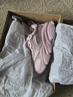 Steve Madden Womens Shoes