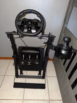Logitech G923 Racing Wheel (Xbox & PC) + Pedals, Shifter & Next Level Racing Stand 2.0