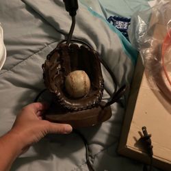 Baseball Light 