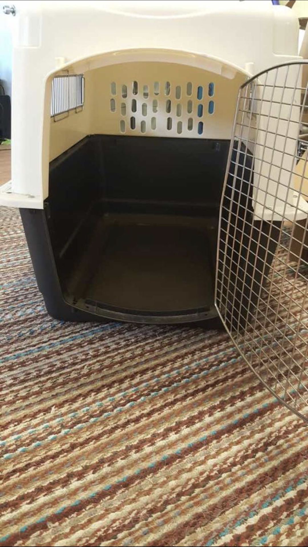 Extra large dog crate 30 x 27 x 20 for large dogs