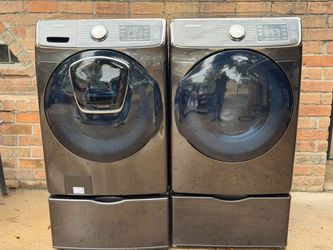 Washer and electric dryer. Lavadora y secadora eléctrica