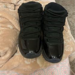 Air Jordan 11 Cap And Gown