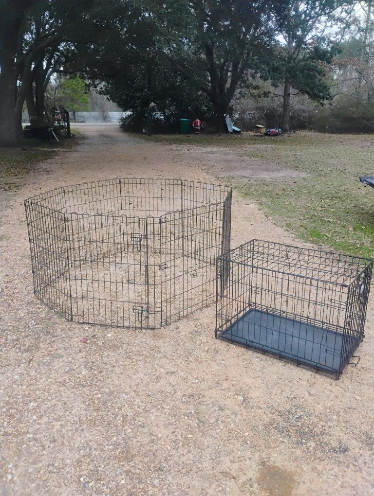 Outdoor Pet Pen / Wire Kennel