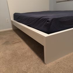 Queen Bed Frame 