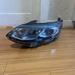 Chevrolet Volt 2 Headlight 