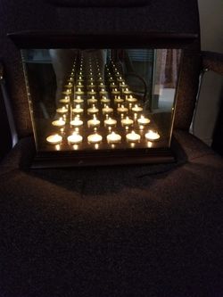 Infinity candle holder