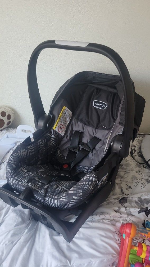Evenflo Portabebe Para Carro Usado Car Seat Portabebes Para Carros - Main Image