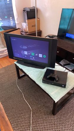 Xbox One w/Controller $100 with 32in TV $150