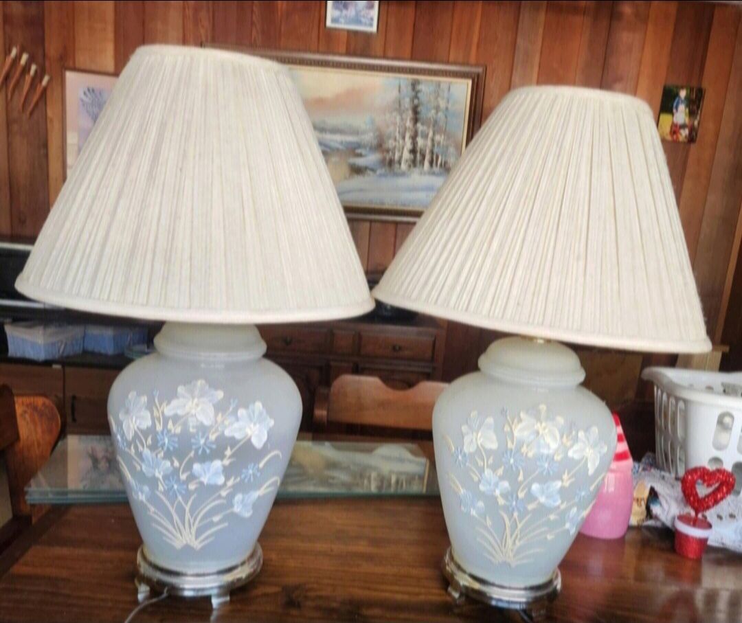 Pair of Asian inspired vintage lamps
