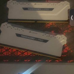 Corsair Vengeance RGB PRO Ram (2X8gb)