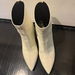  Zadig & Voltaire White Pointed Toe Ankle Boots