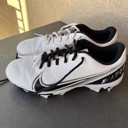 Nike Vapor fastflex football cleats 8.5