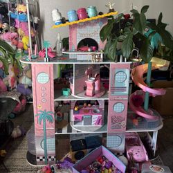 LOL DOLL HOUSE