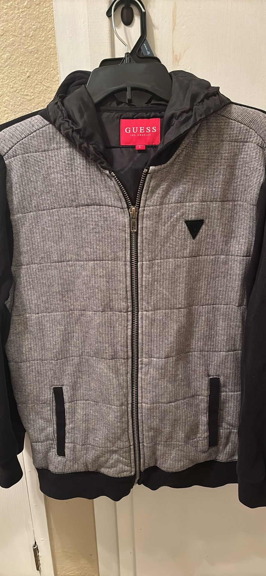 Guess Sweater/Jackey Size large And old navy Black Hoodie