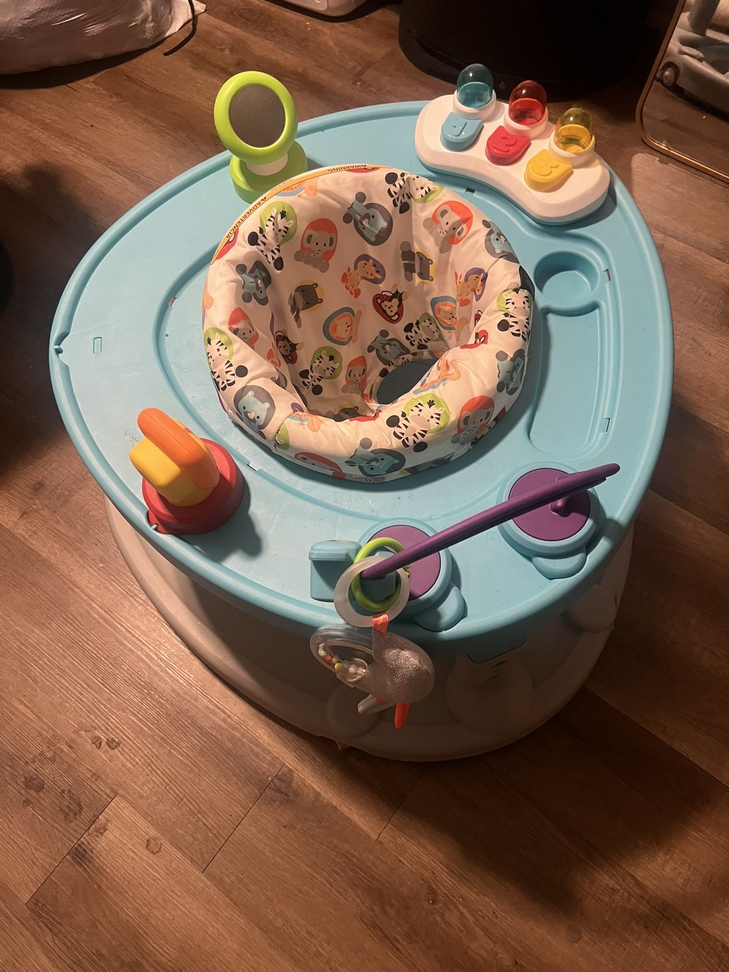 Baby Trend’s Bounce N’ Glide 3-in-1 Activity Center Walker Baby Bouncer/walker