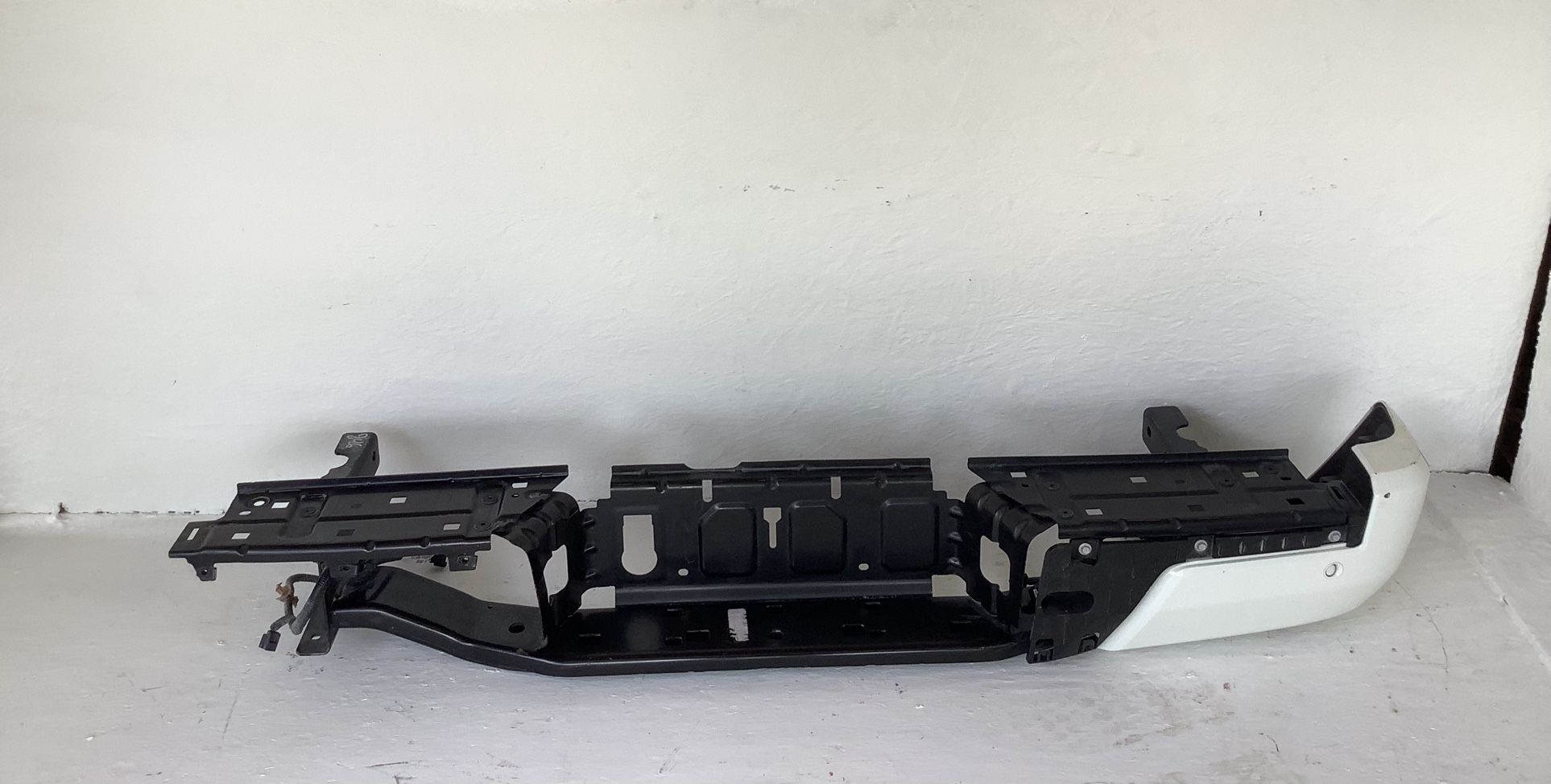 2023 2025 Nissan Frontier rear bumper (15)