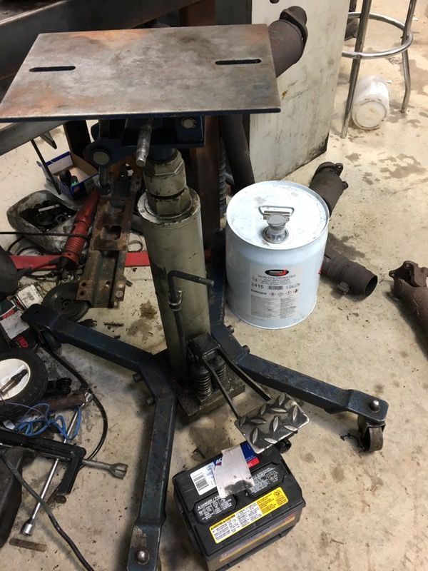AC Delco 34705 1/2 ton transmission jack
