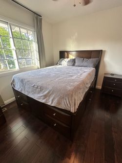 Fine Wooden Bedroom Set