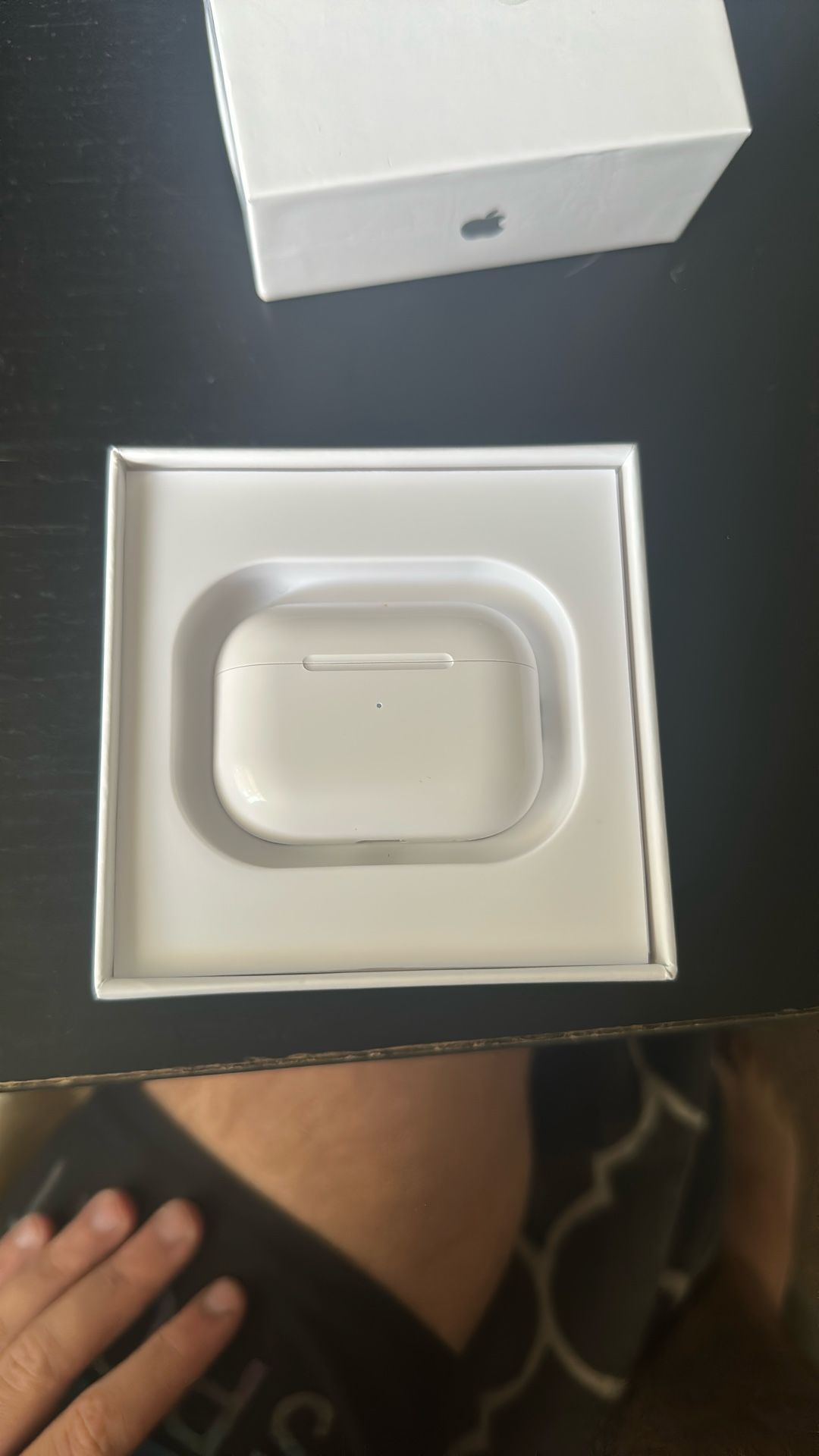 AirPods Pro 2 USB C