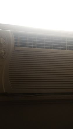 Ac unit - (for parts does not cool) Thumbnail