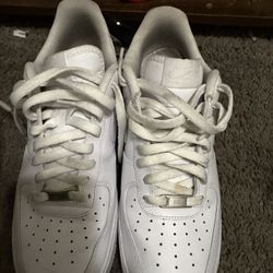 Nike Air Force 1 Low All White – Size 10.5