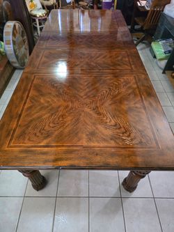 Dining table, 6 feet or 9 feet with leafs.
