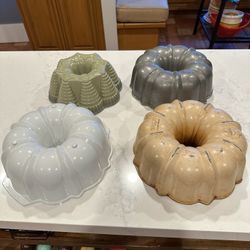 Bundt Cake Pans