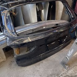 BMW X1 Liftgate 2016-22 OEM