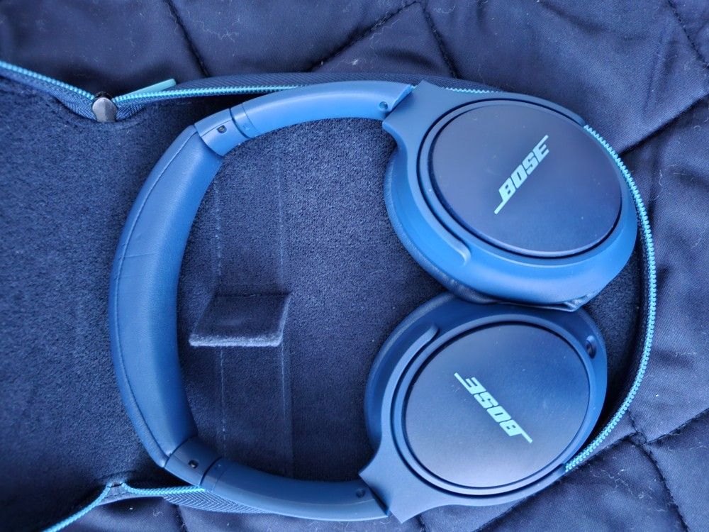 Bose over ear wired Headphones