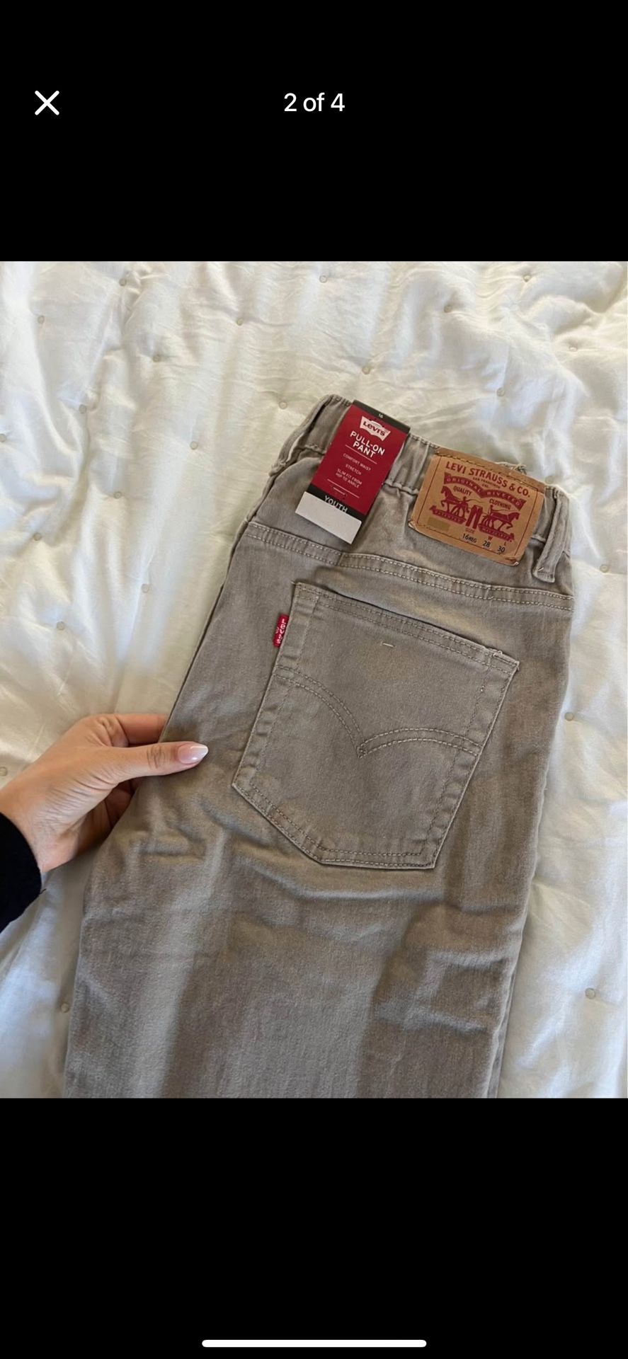 Levi Pants ( NEW WITH TAG) Size: S