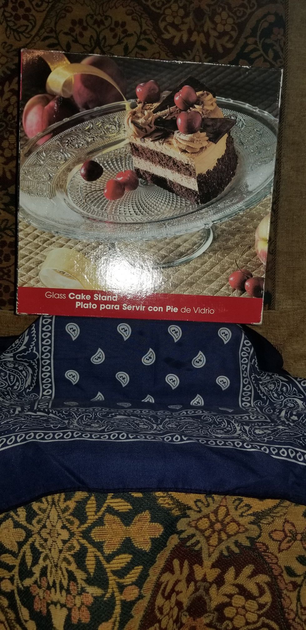 CAKE STAND