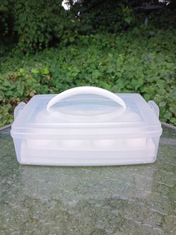 Snap 'N Stack 2-Layer Food Storage Container with Egg Holder Trays