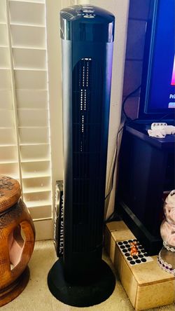 Oscillating Tower Fan w/ Remote – Excellent Condition