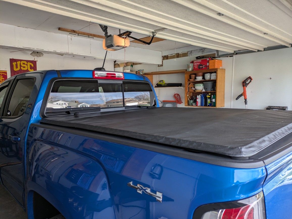 Gator SFX Tri-Fold Tonneau Cover