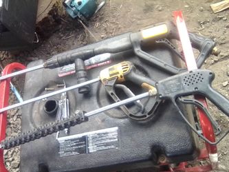 2 DeWalt pressure washer guns and 1 giant pressure washer gun