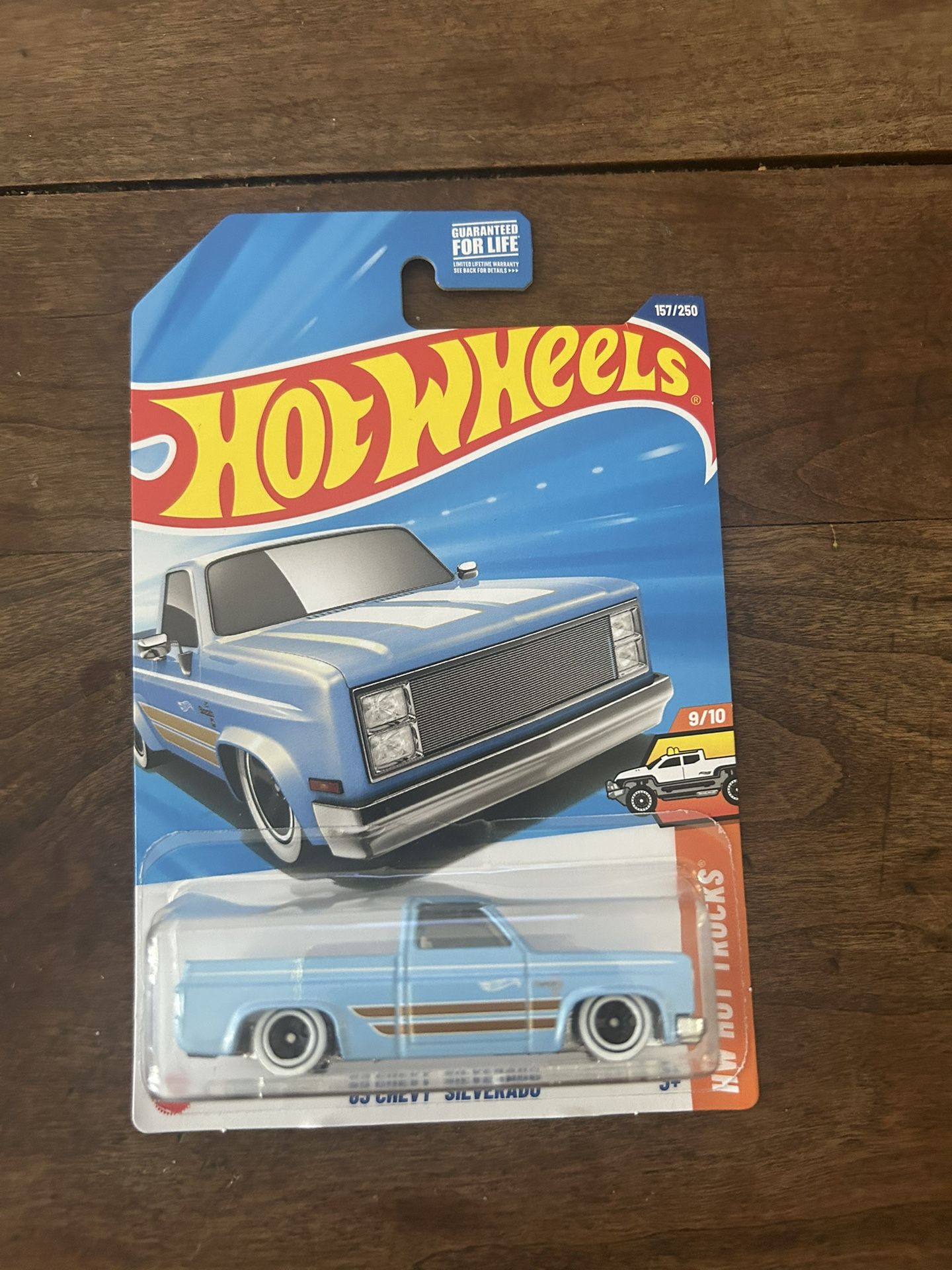 Hot Wheels 83 Silverado Trade