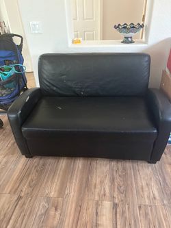 Black Faux Leather Loveseat Sofa with pullout bed