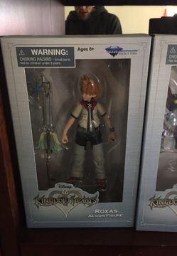 Kingdom hearts figures