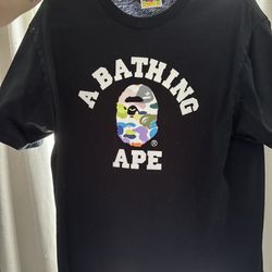 BAPE Size L T-shirt 