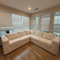 Cream/Off-white Sectional Sofa - 107” Long