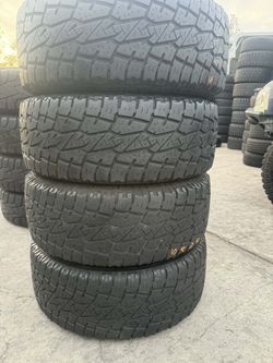 4 used tires 285/70r17 pro comp 🛞free installation ‼️