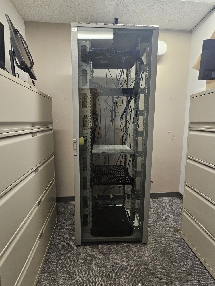 Server Rack Cabinet APW Enclosure