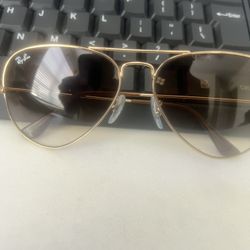 Ray Ban Aviator Gradient Sunglasses