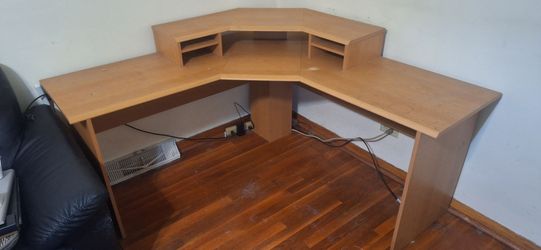 L Shape desk