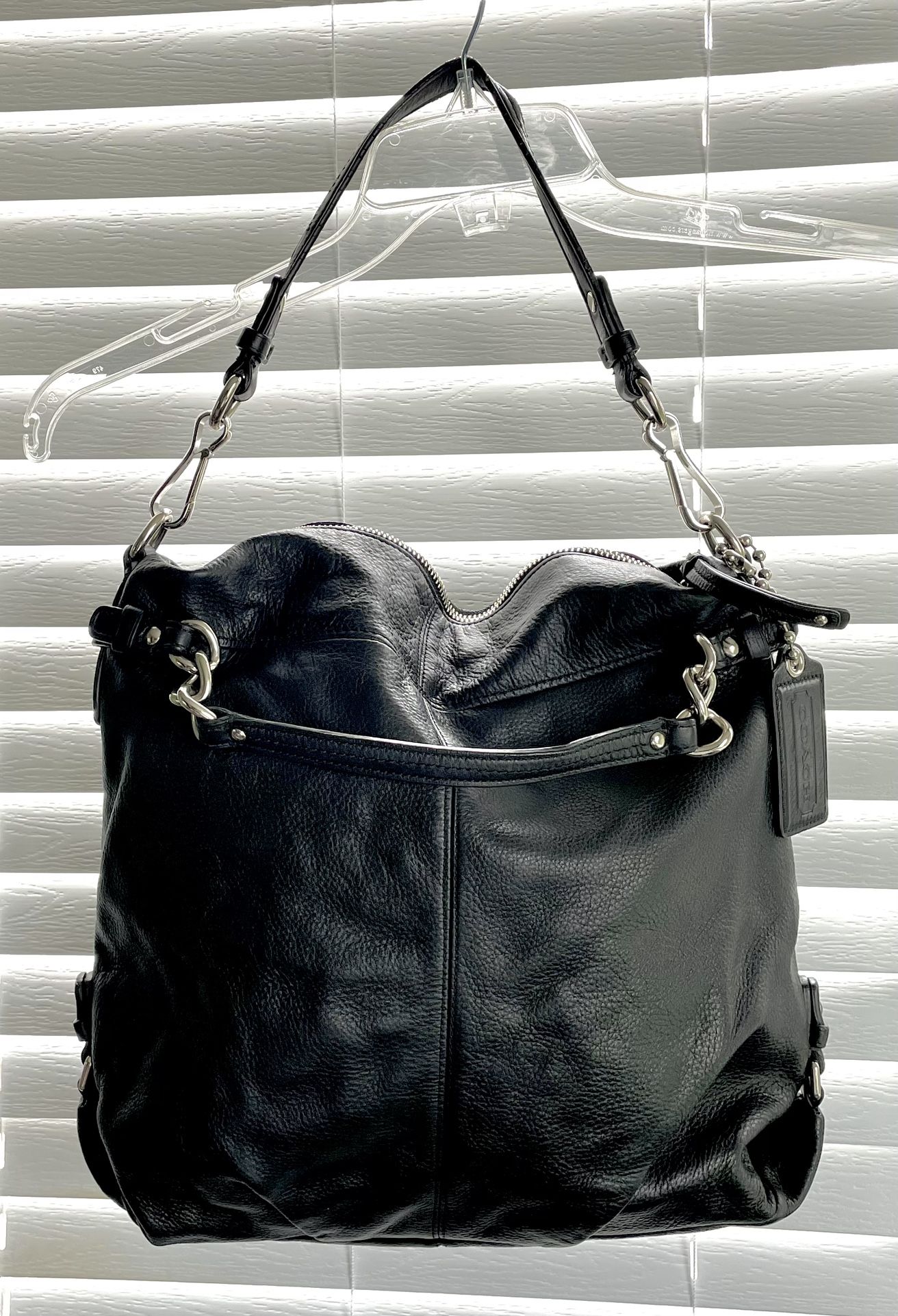 Coach Brooke Hobo Bag Purse Satchel Black Pebbled Leather Silver Chain