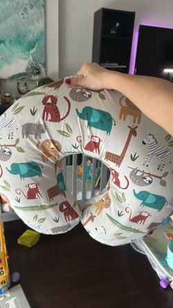 Nursing pillow