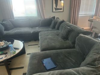 Large Gray Sectional Sofa with Chaise