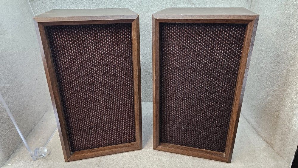 Vintage Johnzer Speakers made in Kent, WA garage