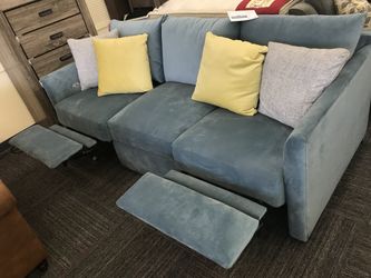 Power recliner sofa